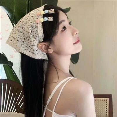 女机械人